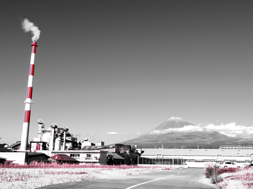 煙突と富士山