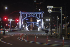 ほろ酔いで橋を渡る1