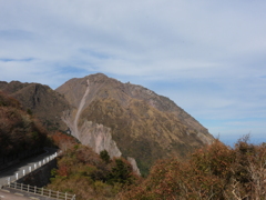 雲仙普賢岳と平成新山を望む
