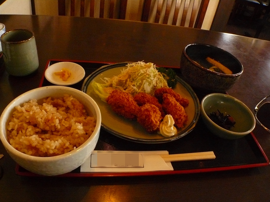 カキフライ定食　980円