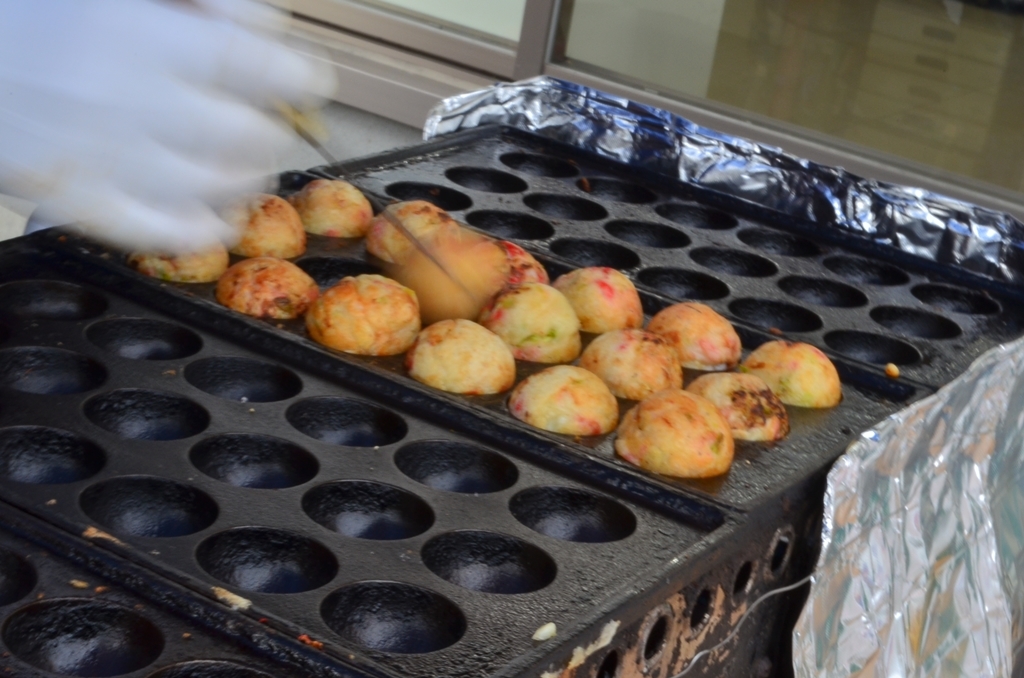 たこ焼き風景23日午後 (p1)