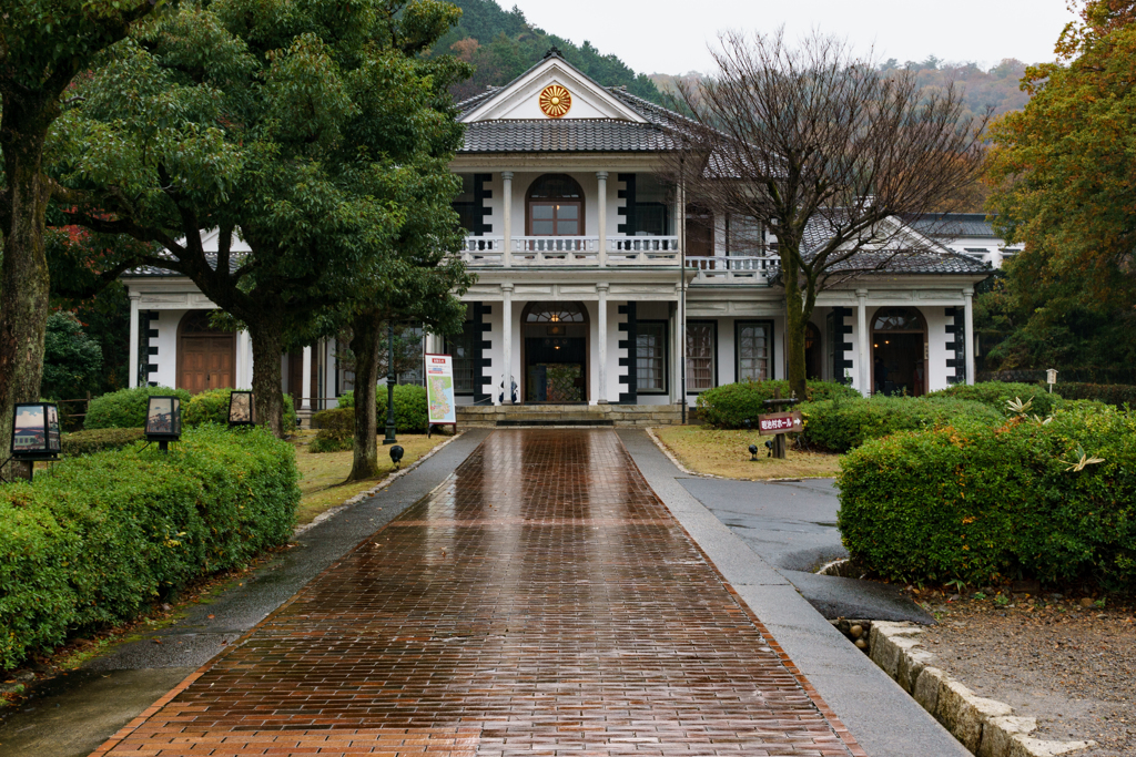 旧山梨県東山梨郡役所