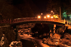 深夜の神橋