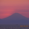 船上より富士山を望む