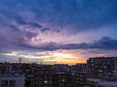 豪雨の後の夕空