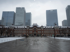 東京駅雪景色
