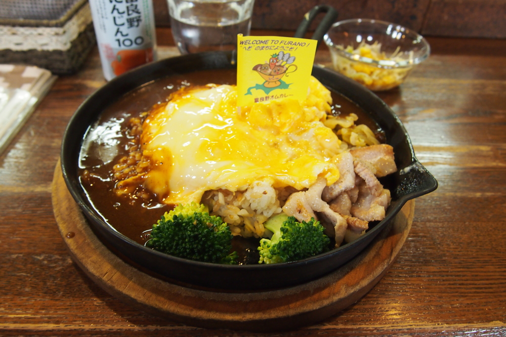 オムカレー