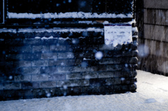雪の街角