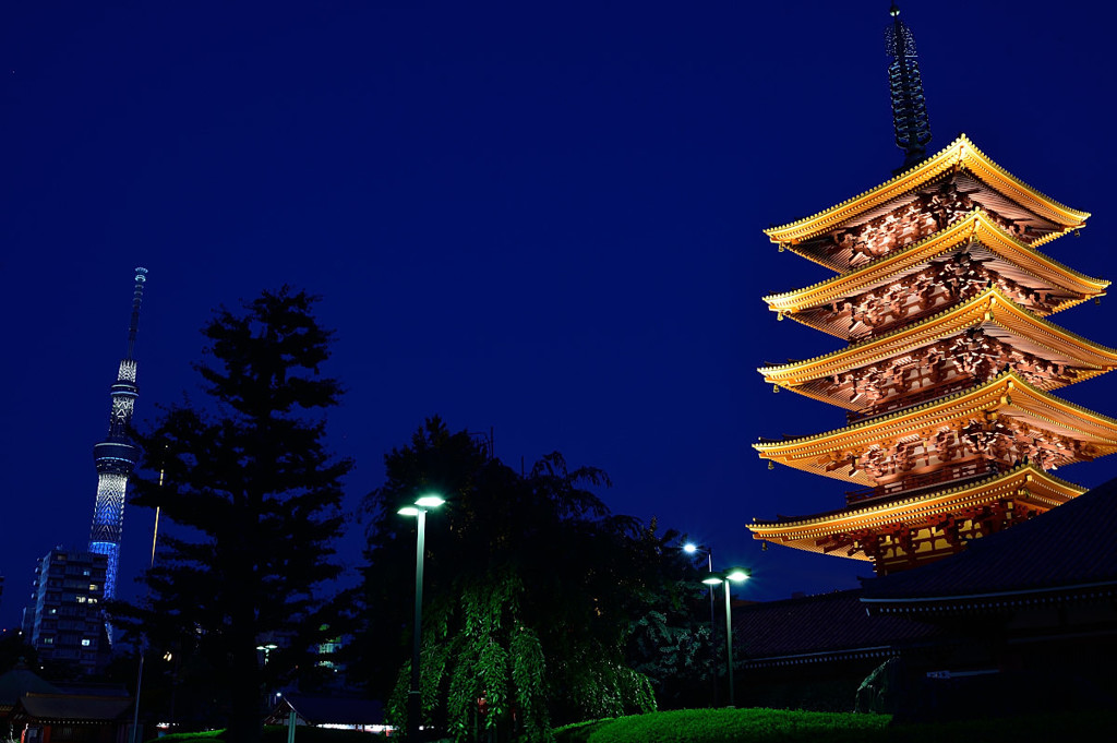 浅草寺　暮色