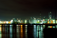 四日市夜景　タンク群