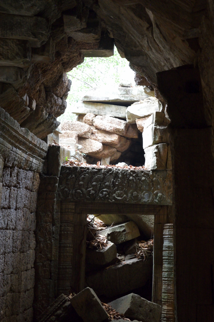 ぷらっと旅　Angkor Thom　閉ざされた回廊