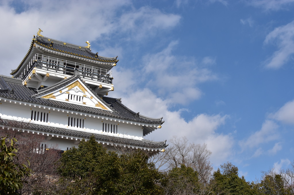 天守閣と空