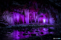 三十槌の氷柱