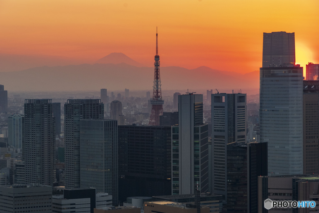 東京タワーと富士山2