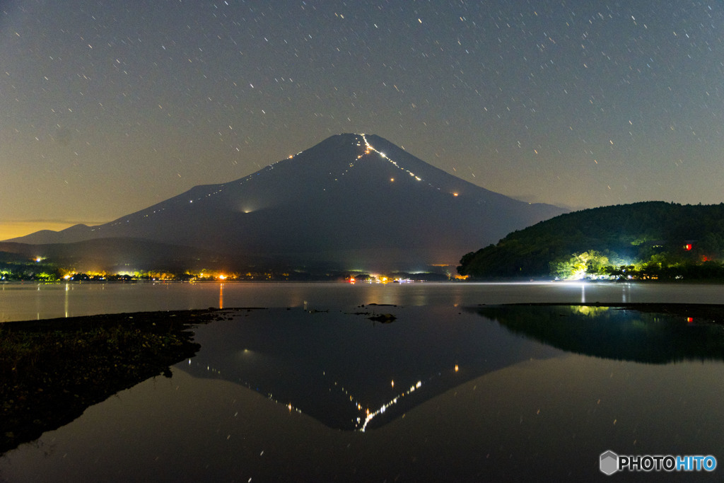 夜景逆さ富士