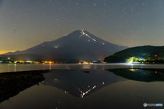 夜景逆さ富士