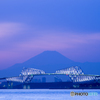 ゲートブリッジと富士山