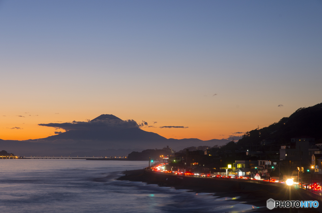 夕暮れの稲村ヶ崎