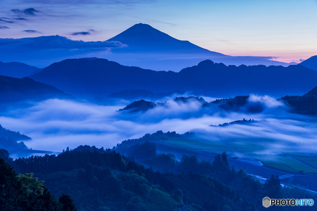 雲海と富士山