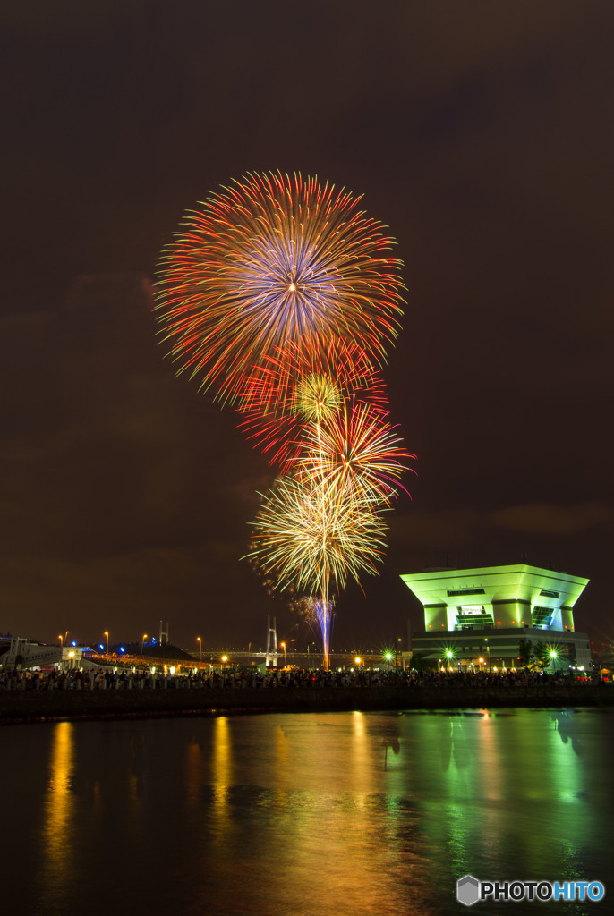 横浜スパークリング花火