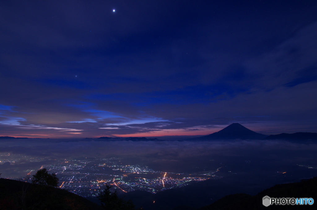 瑠璃色の風景