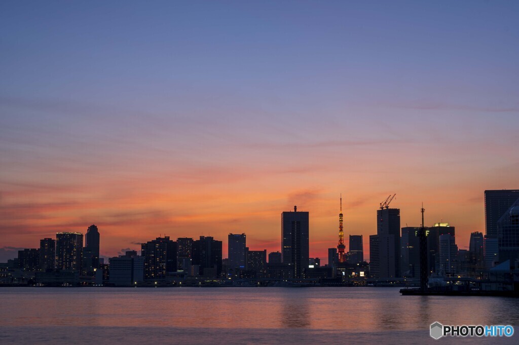 夕暮れの東京