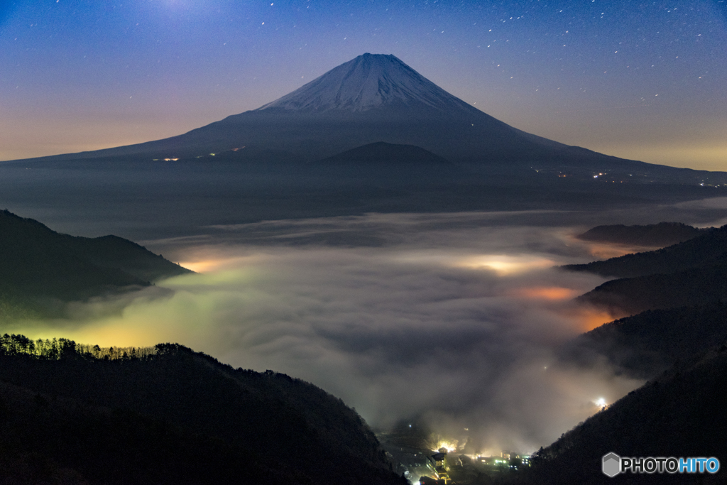 雲海を見下ろす