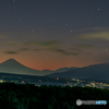 霧ヶ峰の夜明け