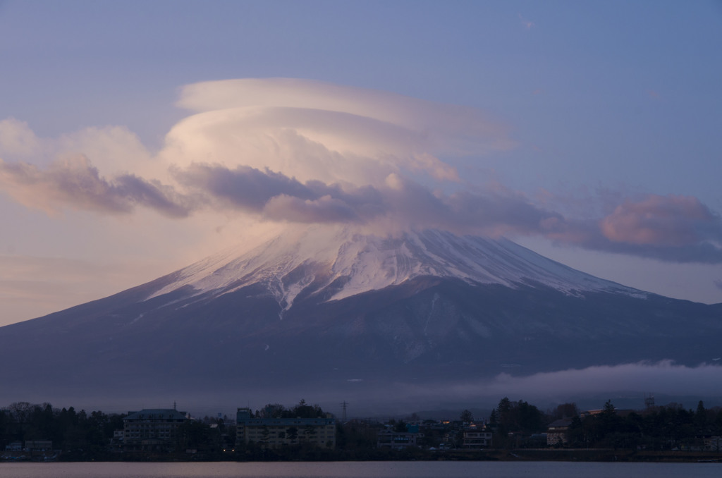 雲に抱かれて