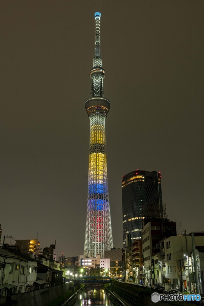 コロンビア国旗イメージライトアップ By クリスタル41 Id 写真共有サイト Photohito