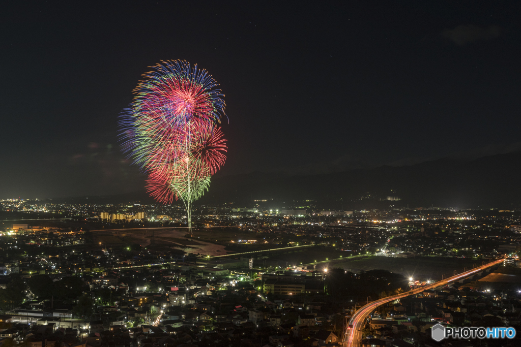 夜景と花火