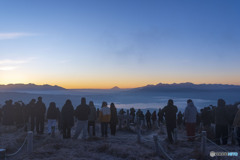 賑わう高ボッチ