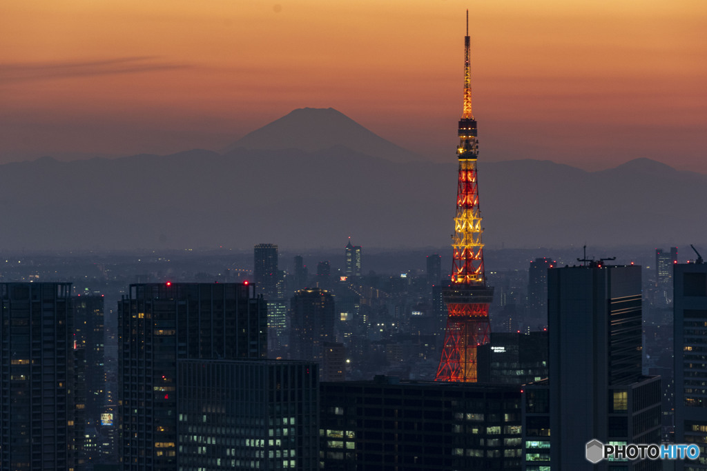 東京タワーと富士山