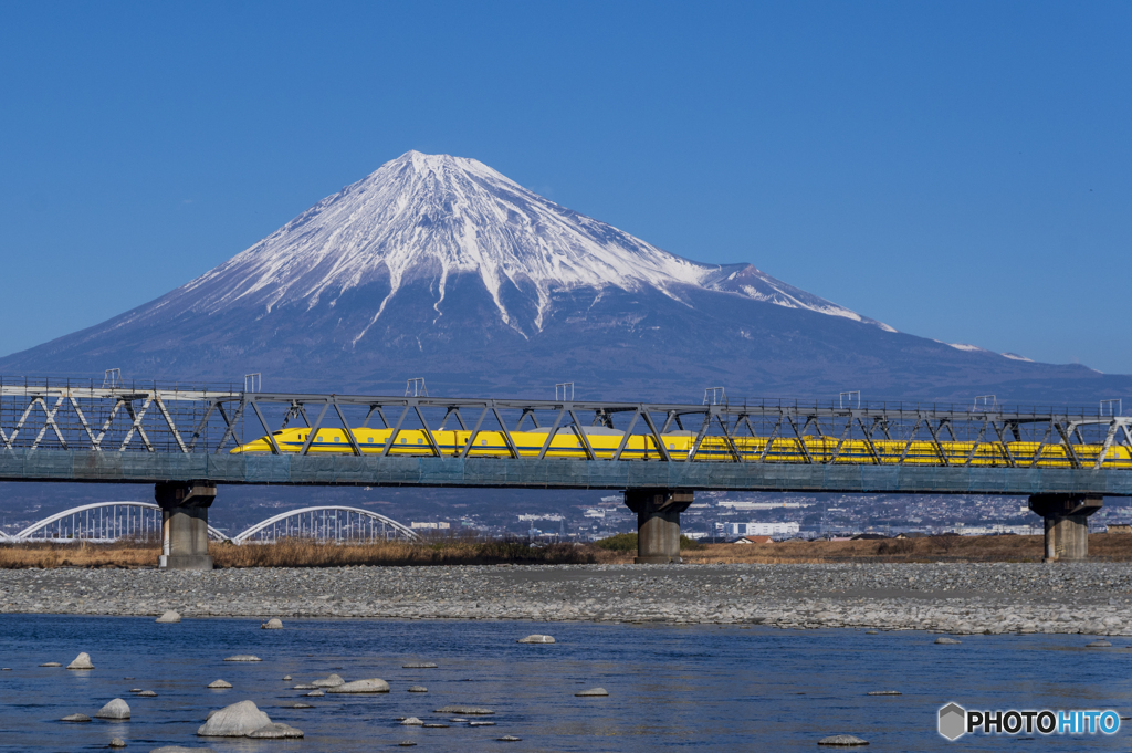 富士山とドクターイエロー