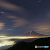初夏の夜の霊峰