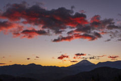 朝焼けと富士山
