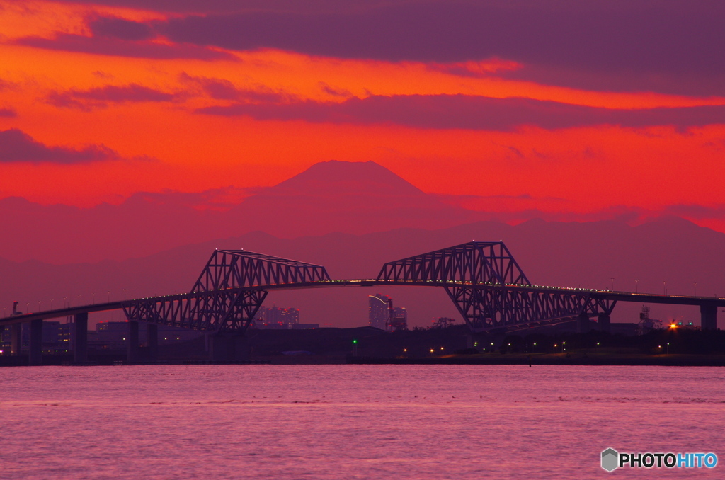 ゲートブリッジ越しの夕焼け