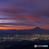 朝焼けと夜景と