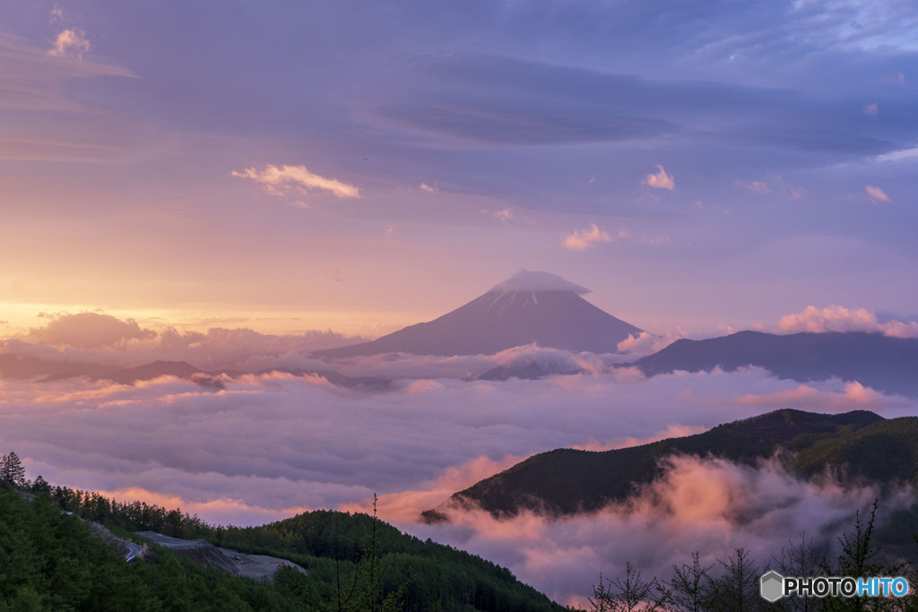 雲海と朝焼け