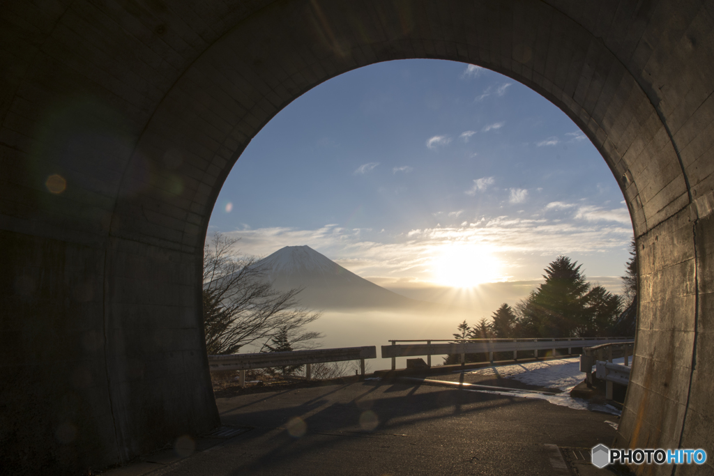 トンネル富士