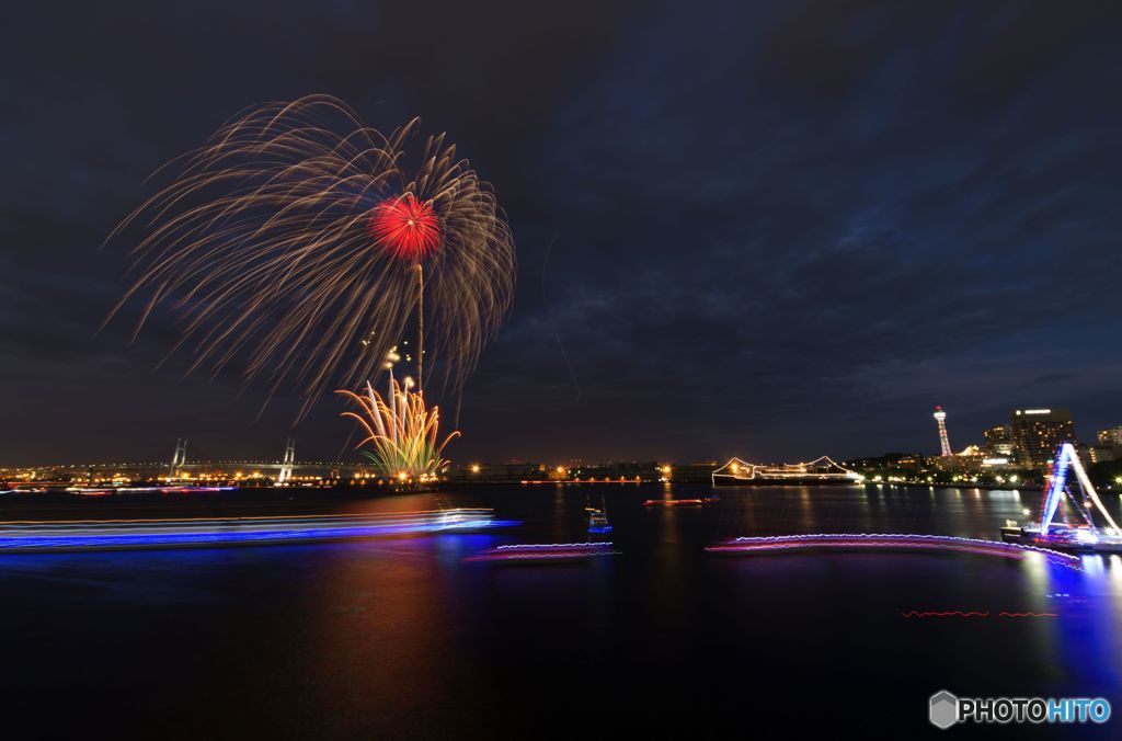 横浜スパークリング花火