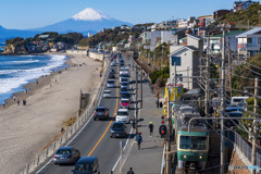 江ノ電と富士山