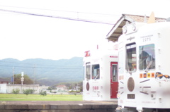 イチゴ電車 たま電車