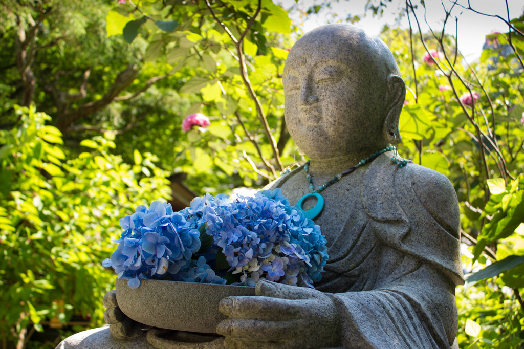 紫陽花地蔵
