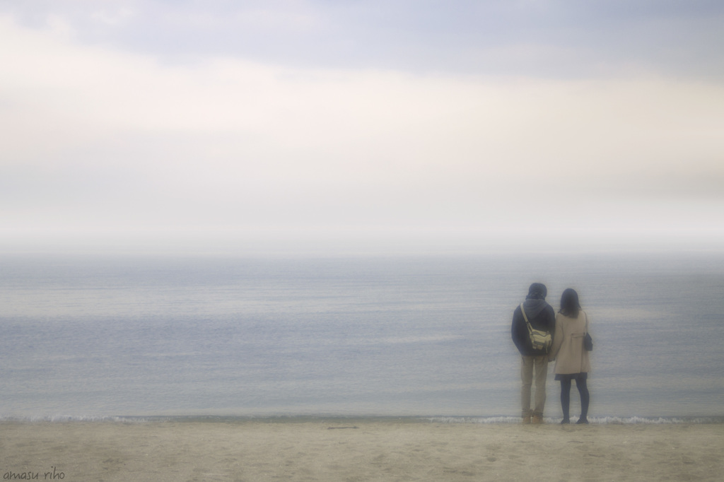 空と海と砂浜と