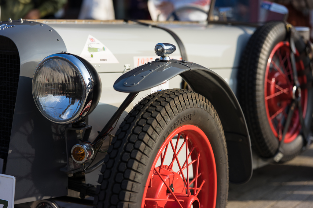 赤レンガ倉庫　ヒストリックカー