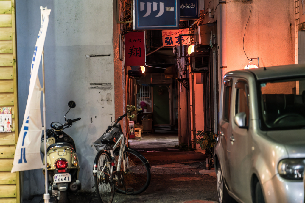 横須賀中央　若松マーケット