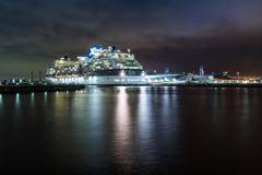 セレブリティ・ミレニアム　横浜入港