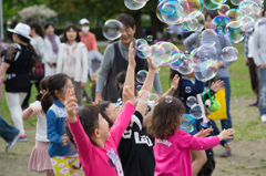 シャボン玉飛んだ！