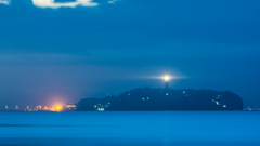 夜明け前の江ノ島